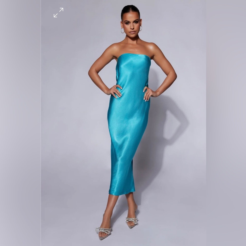 NWT- MESHKI - TYLER Strapless Satin Midi Dress - Cyan Blue
